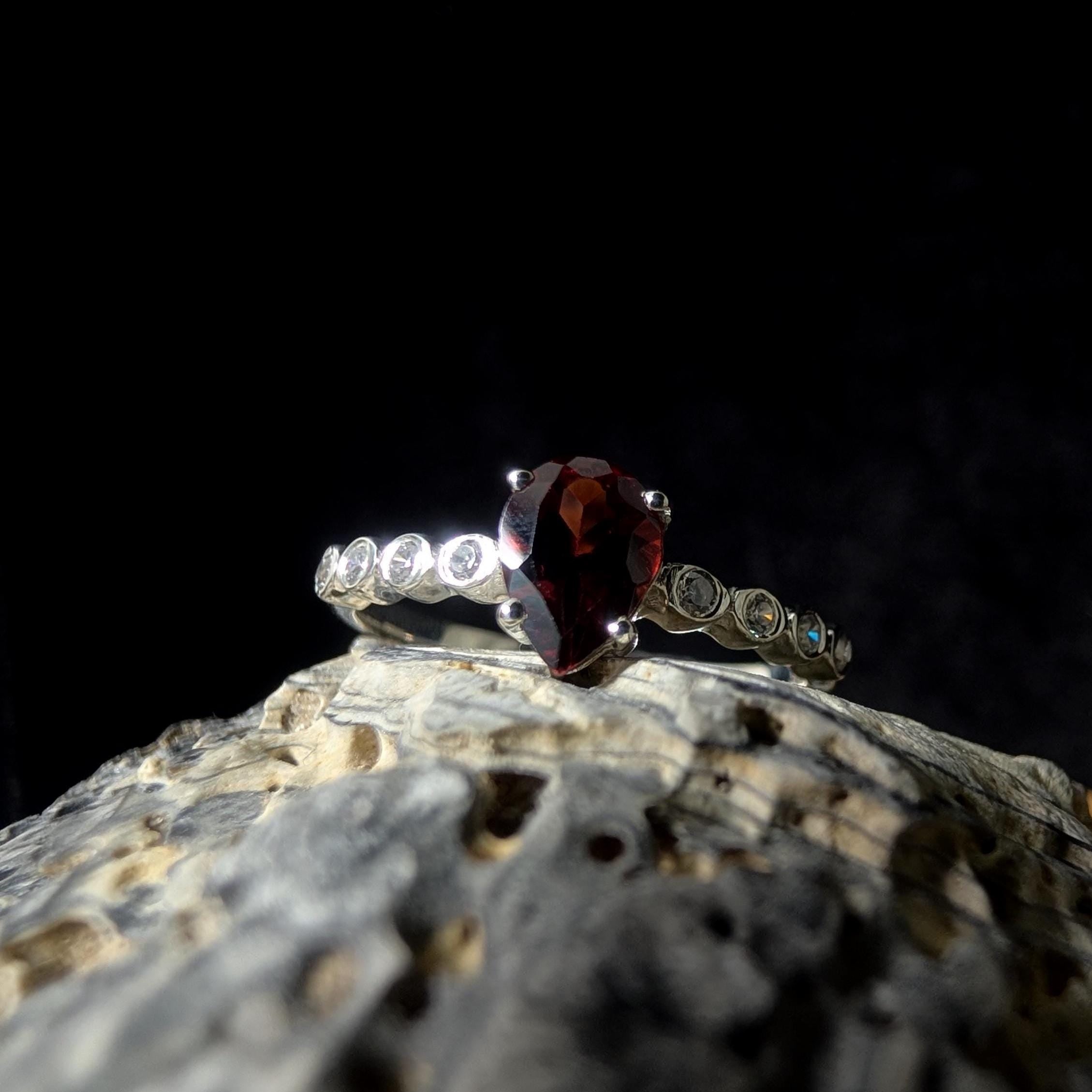 Statement garnet and white topaz ring | 925 Sterling Silver