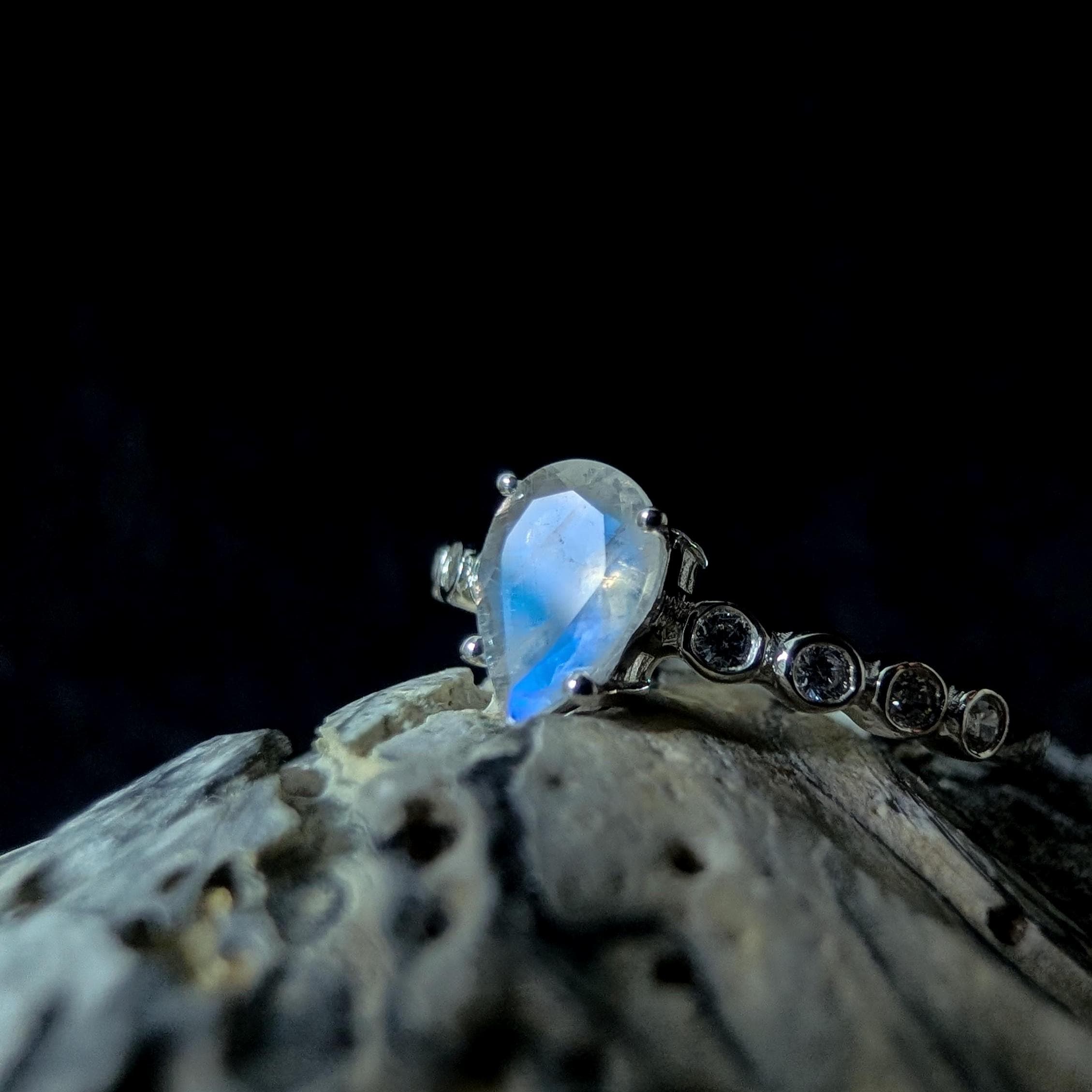 Statement rainbow moonstone and white topaz ring | 925 Sterling Silver