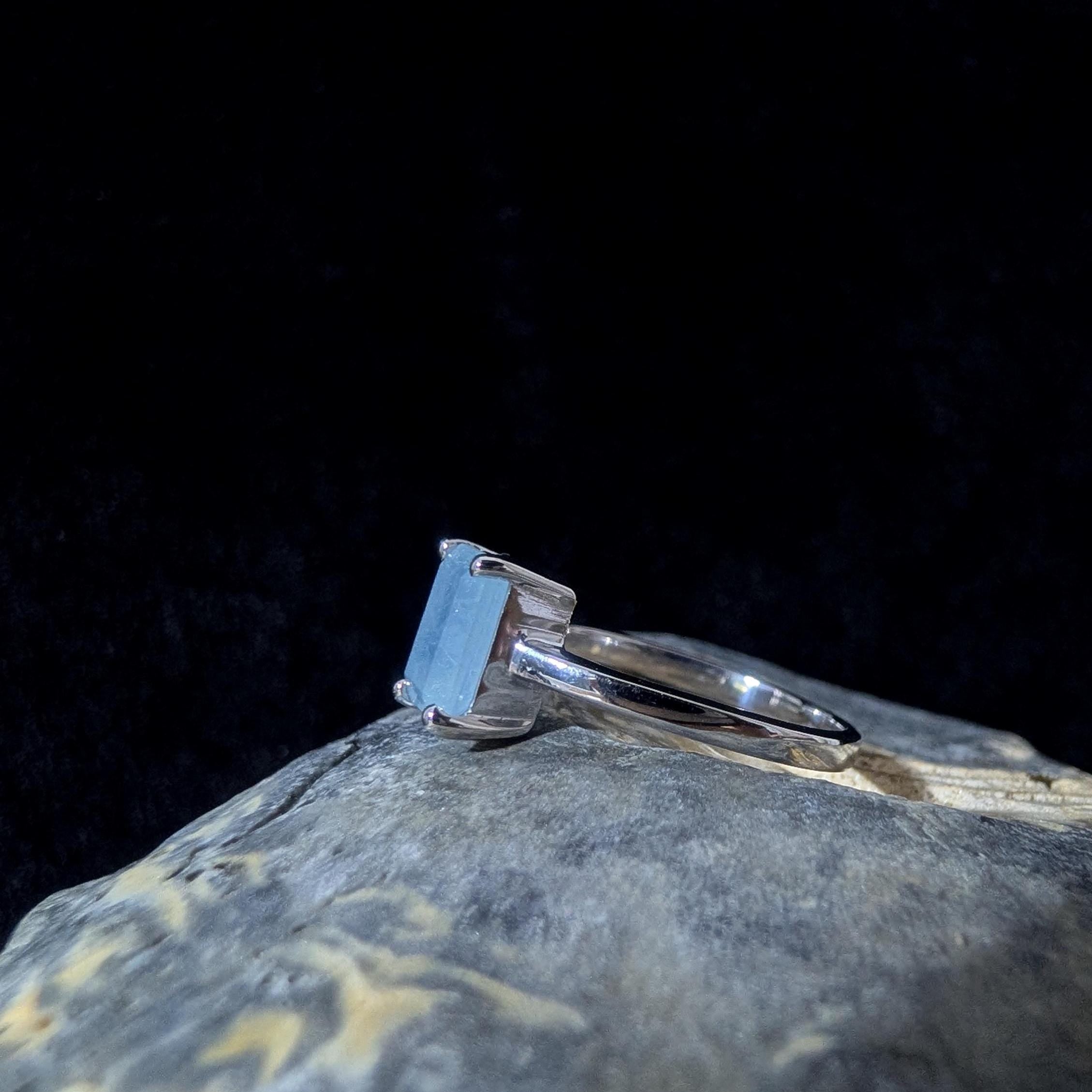 Elegant aquamarine ring | 925 Sterling Silver