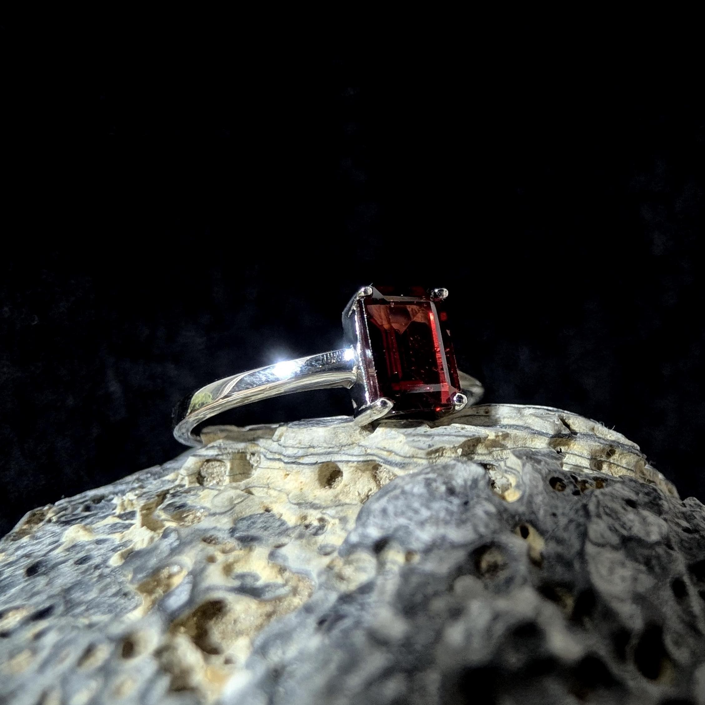 Elegant natural garnet rectangle ring | 925 Sterling Silver