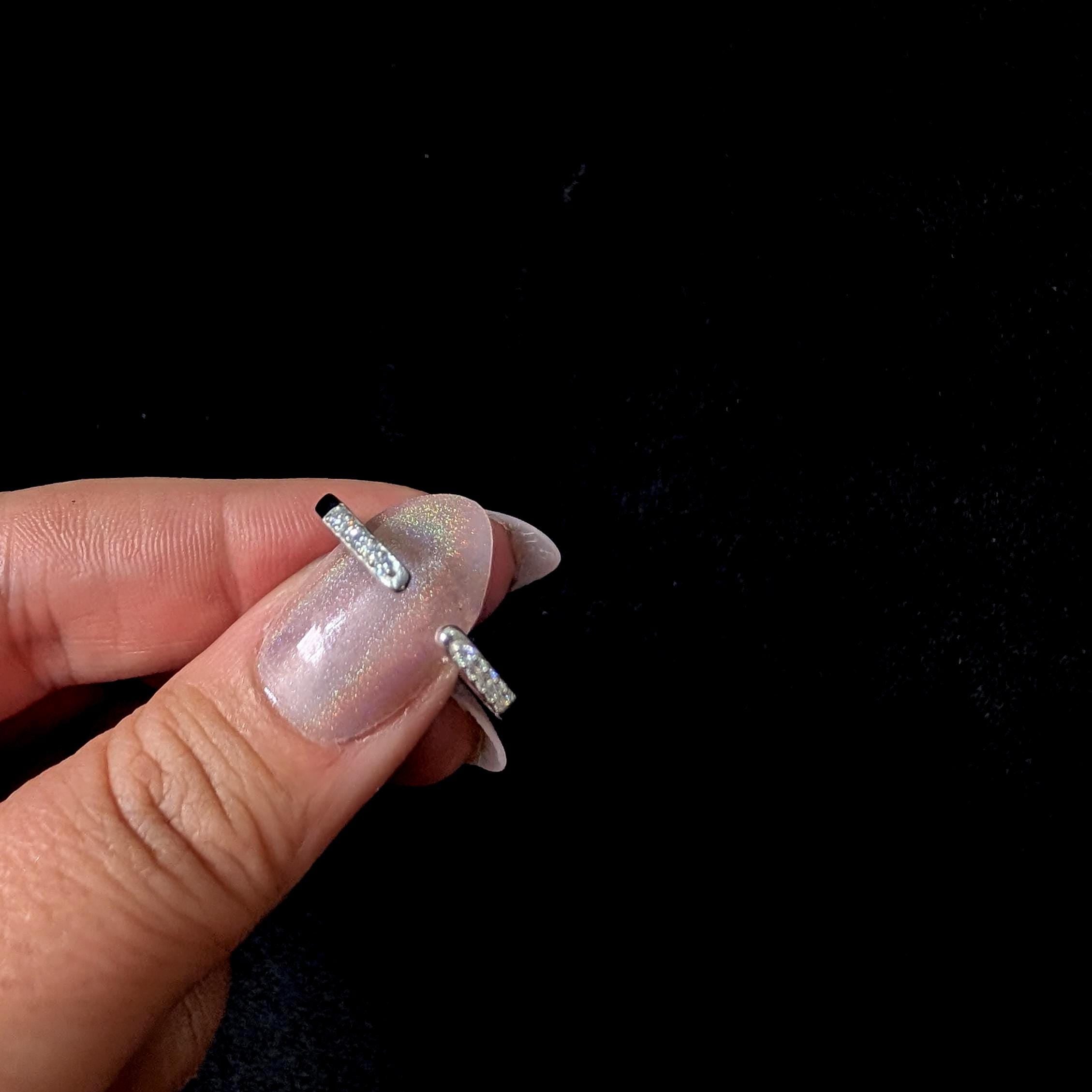 White topaz minimalist ring with gap | 925 Sterling Silver