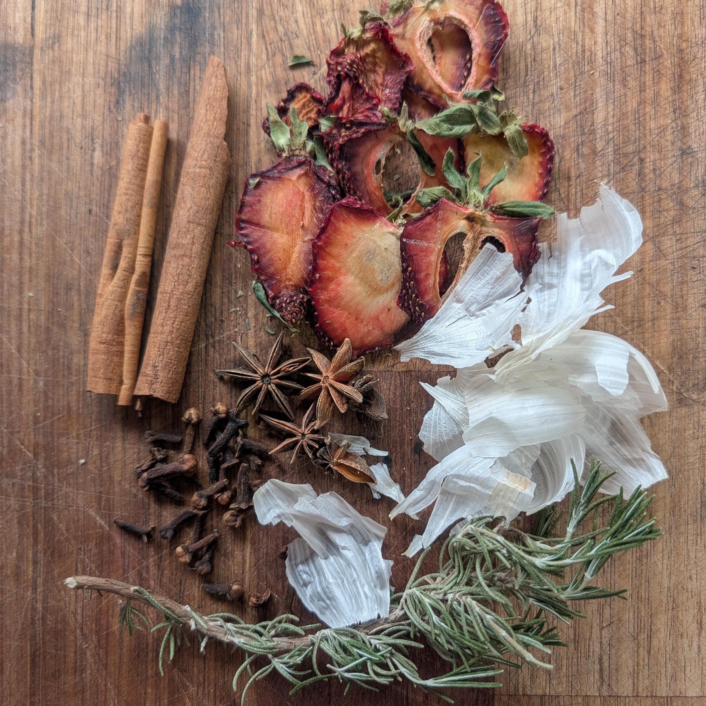 Hekate simmer pot