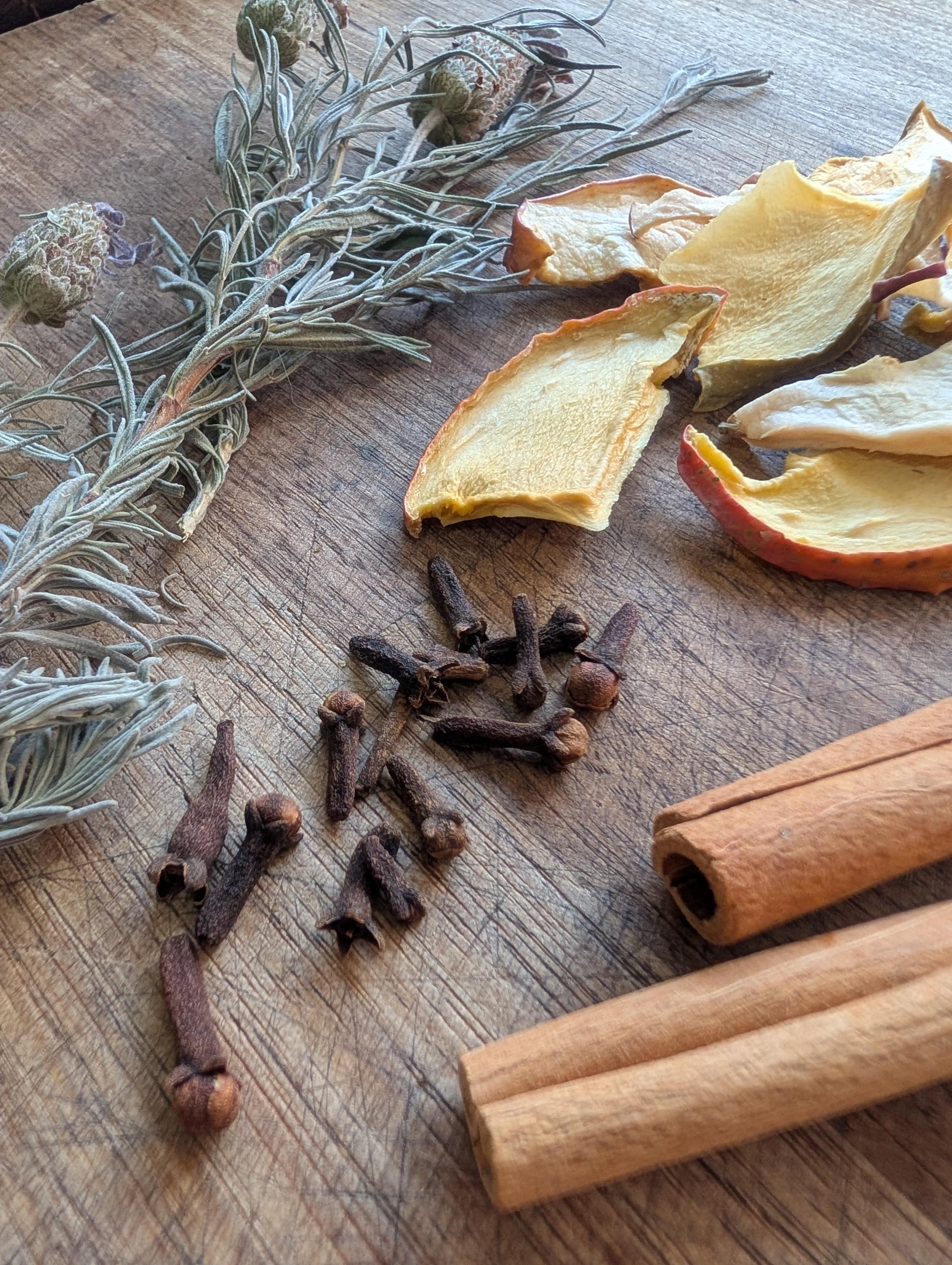 Peaceful sleep simmer pot