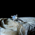 Round rainbow moonstone and white topaz ring | 925 Sterling Silver