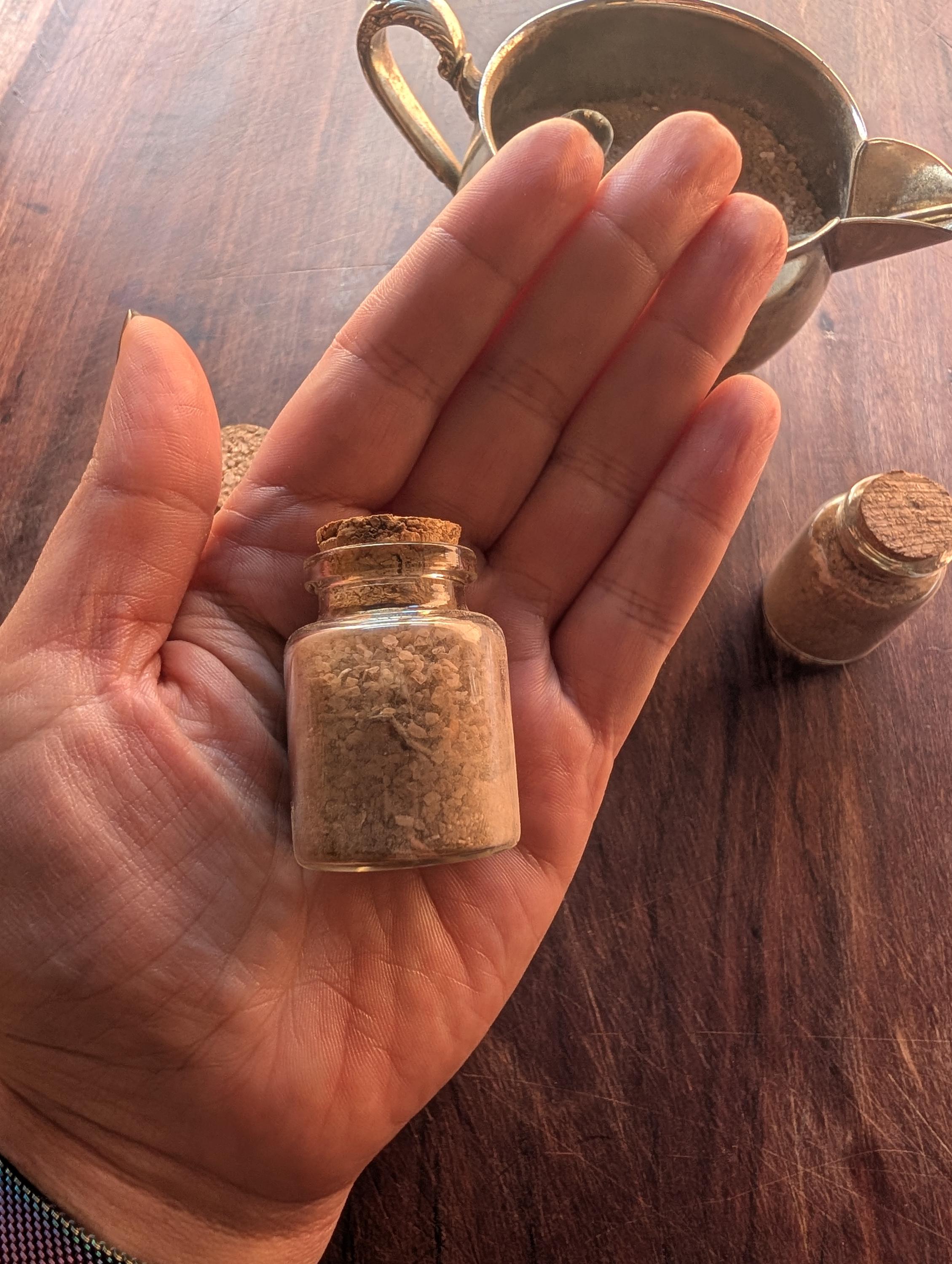 Living black salt starter | Protective altar salt
