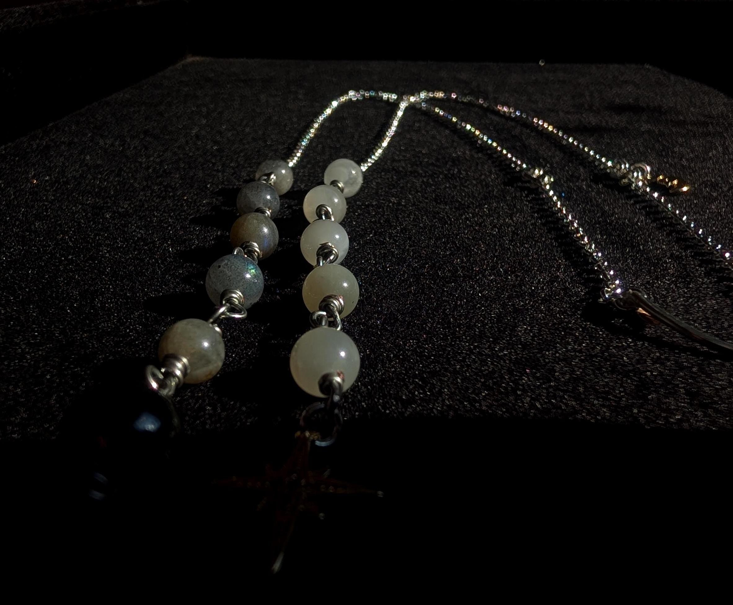 Asymmetrical celestial face chain