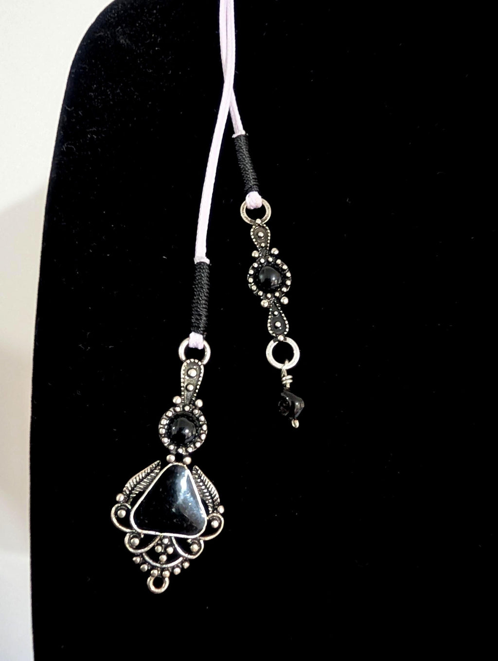 Black onyx choker necklace