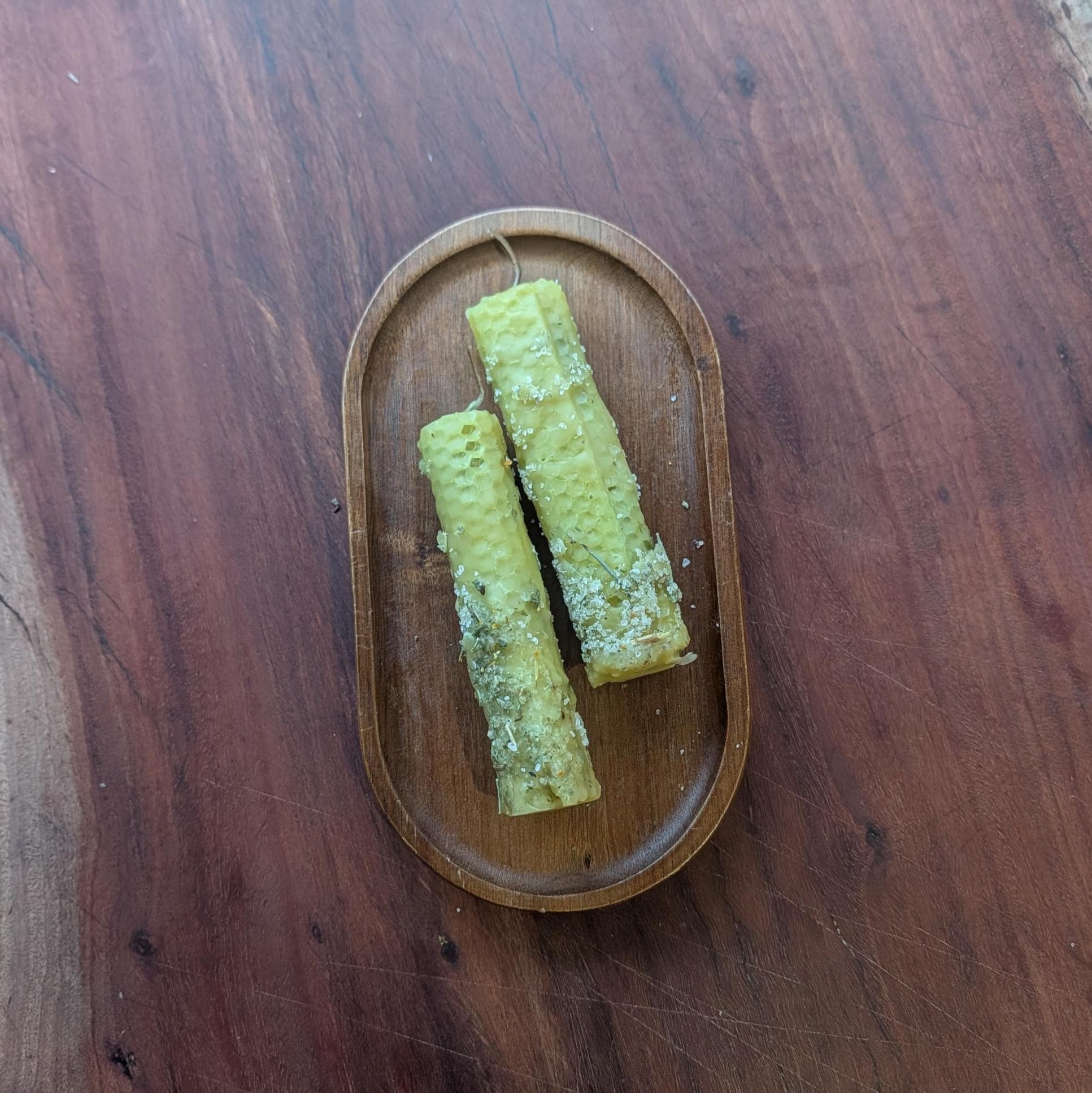 Cleansing and renewal ritual beeswax candles