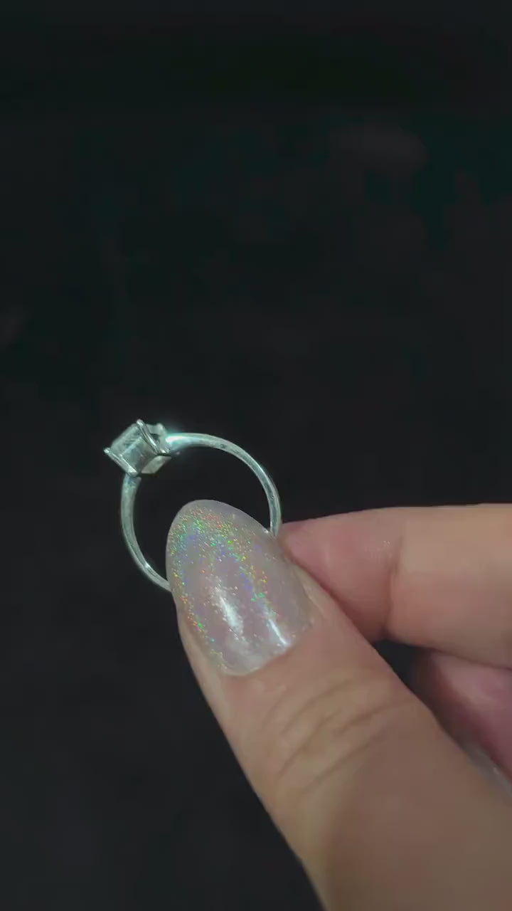 Elegant rainbow moonstone ring – 925 Sterling Silver | everyday witchy ring