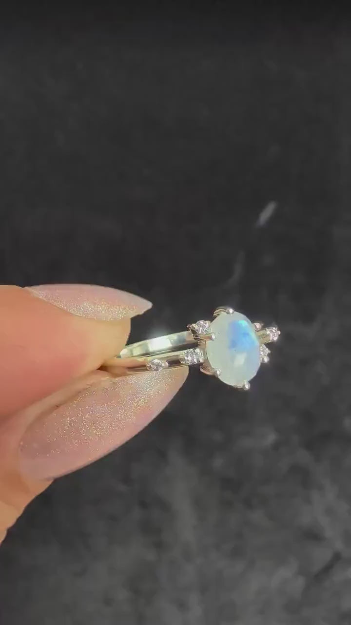 Oval rainbow moonstone and white topaz ring | 925 sterling silver witchy jewellery | Alternative engagement ring | Whimsigoth crystal ring